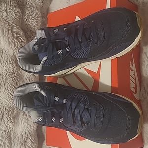 Nike Air Max 90SE women's size 8.5